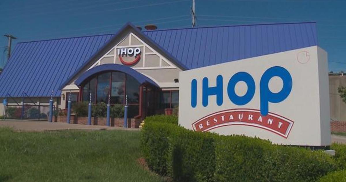 Black Washington University Students Falsely Accused of Dine and Dash at  IHOP, Police Apologize