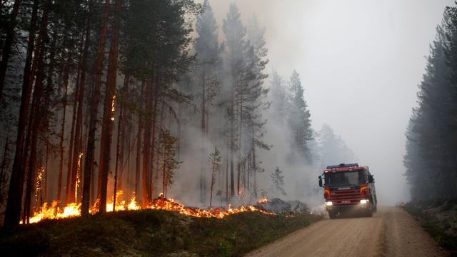 SWEDEN-WEATHER-FIRE-FOREST 
