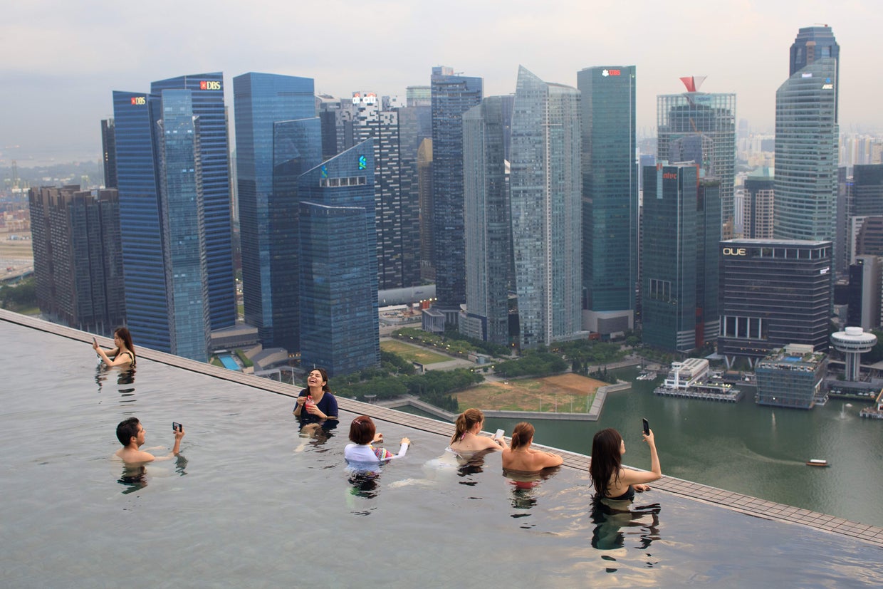 SINGAPORE-ECONOMY-TOURISM 