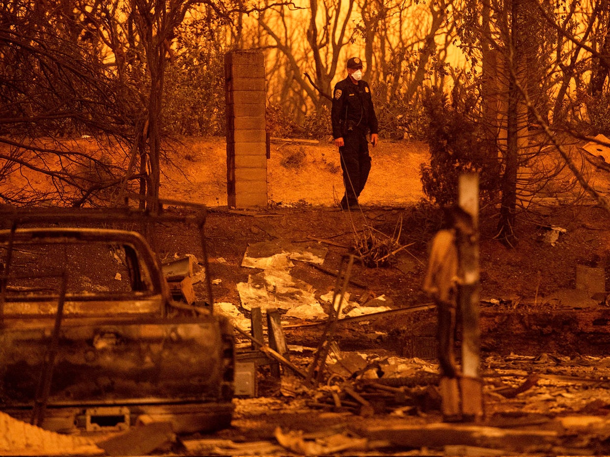 CORRECTION California Wildfires 