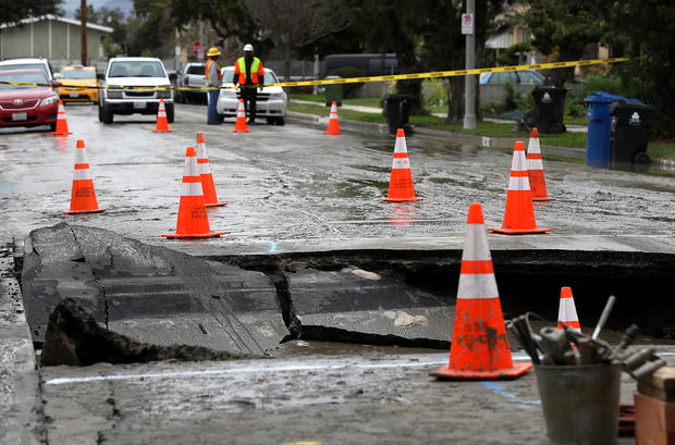 Los Angeles road conditions sinkhole 