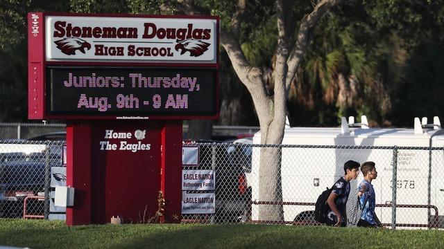 cbsn-fusion-new-school-year-marjory-stoneman-douglas-high-school-parkland-florida-2018-08-15-thumbnail-1636725-640x360.jpg 