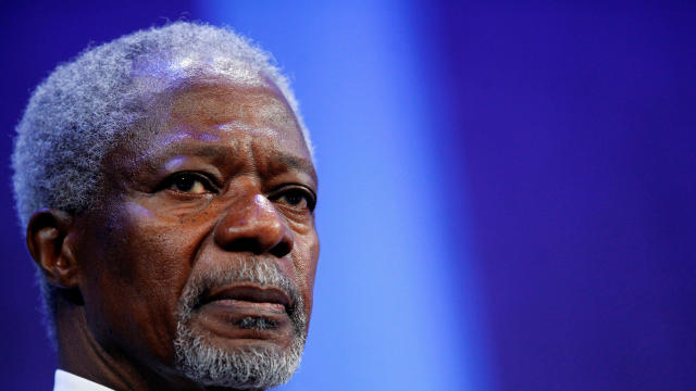 FILE PHOTO -  Former United Nations Secretary General Kofi Annan participates in a panel discussion at the Clinton Global Initiative in New York 