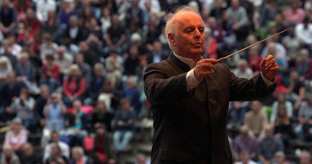 Daniel Barenboim tries bridging the Middle East conflict with music