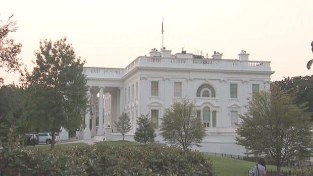 White House Flag Back At Full Staff Monday As Nation Mourns John McCain 