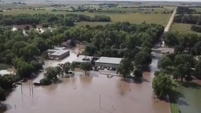 cbsn-fusion-midwest-hit-with-heavy-rain-floods-while-tropical-storm-gordon-moves-towards-south-thumbnail-1649593-640x360.jpg 