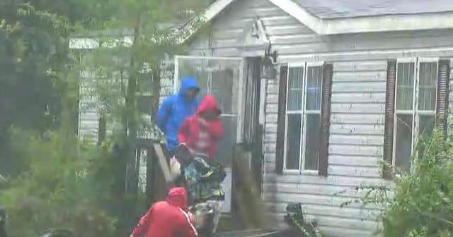 Video shows New Bern, North Carolina, submerged by sea water CBS News