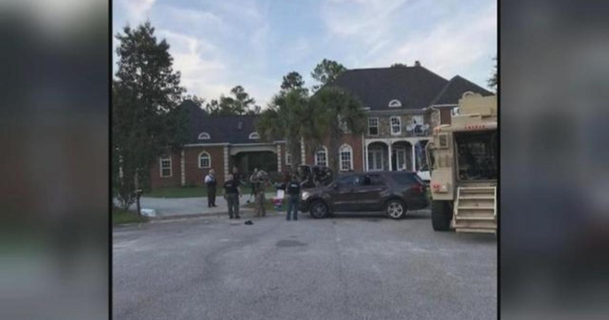 Gunman Ambushes South Carolina Police, Killing 1 And Wounding 6 - CBS News