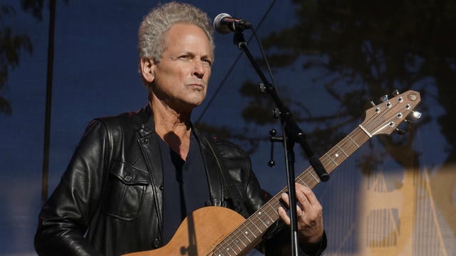 lindsey-buckingham.jpg 