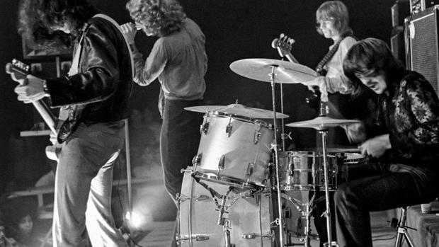 New book features rare photos of Led Zeppelin 