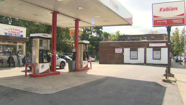 Dorchester-gas-station clerk fatally shot 