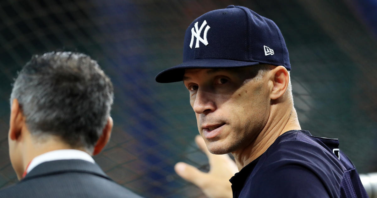 Joe Girardi reportedly interviewed for Texas Rangers' manager opening