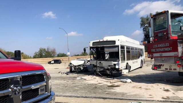 bus-crash.jpg 
