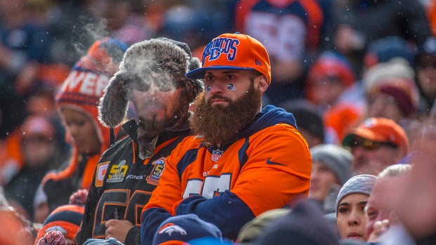 broncos_rams_390.jpg 