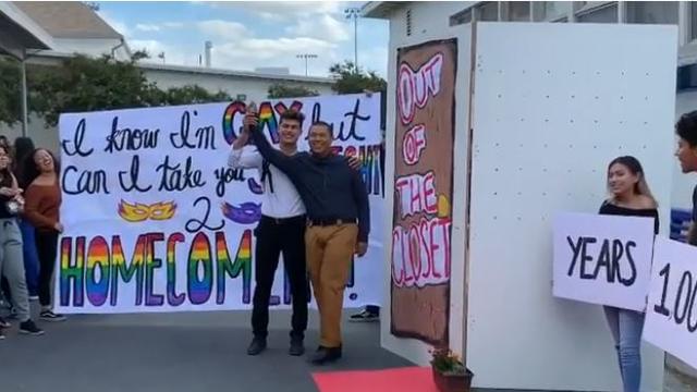 promposal-2.jpg 