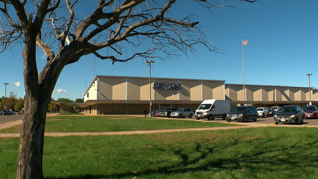 st-paul-sears-closing.jpg 