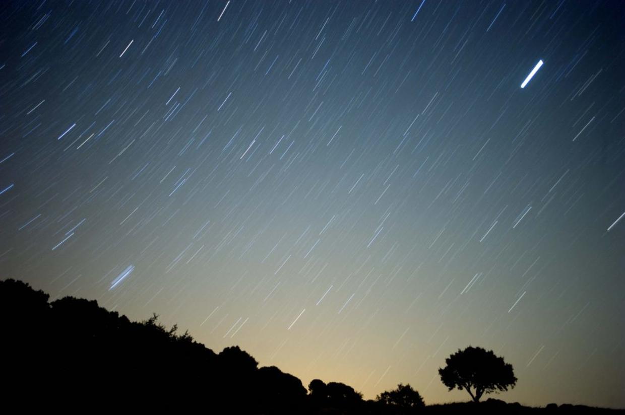 Don't Miss Tonight's Peak Of Annual Lyrid Meteor Shower, See Up To 20