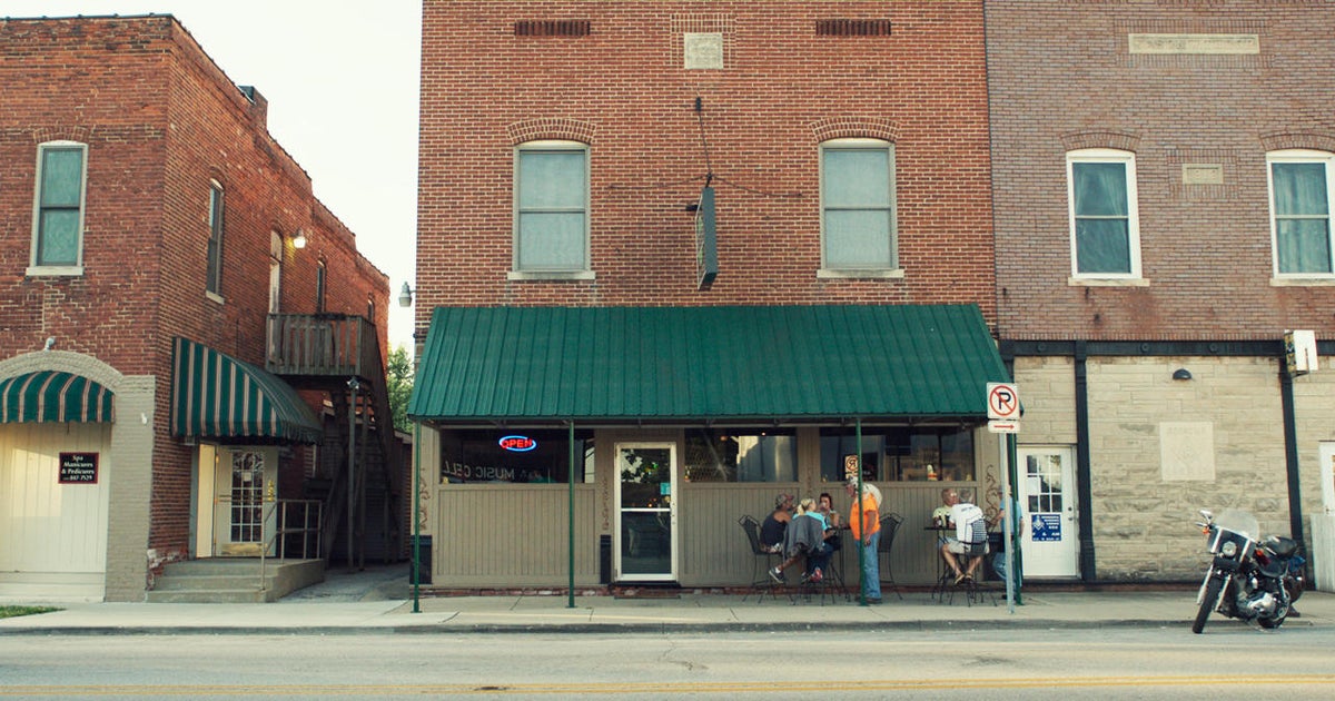 Review Frederick Wiseman's "Monrovia, Indiana" The veteran