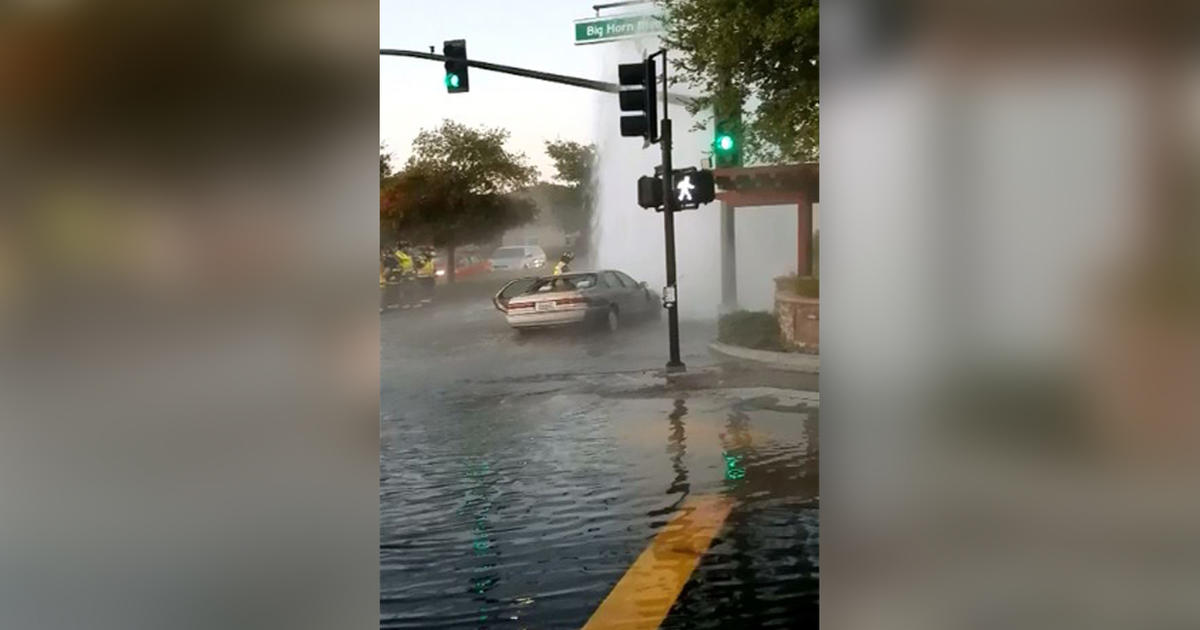 Driver With Permit Crashes Into Fire Hydrant In Elk Grove Cbs Sacramento