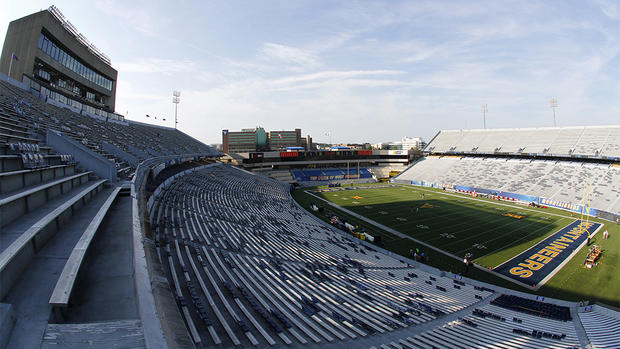 WVU West Virginia University Milan Puskar Stadium 