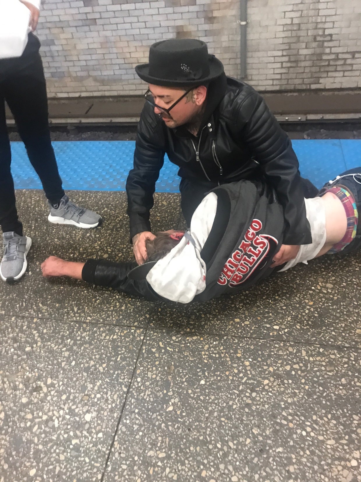 Man Saved After Falling Onto CTA Blue Line Tracks In Logan Square - CBS ...