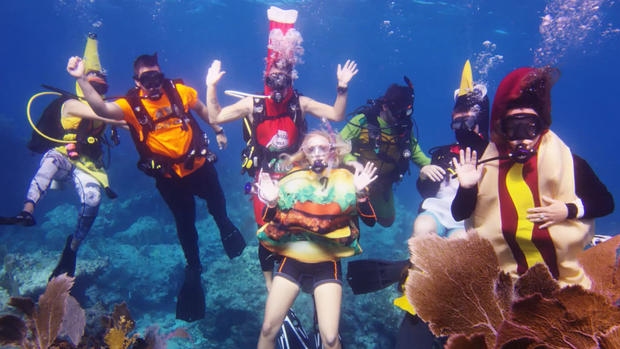underwater-costume-contst-6.jpg 