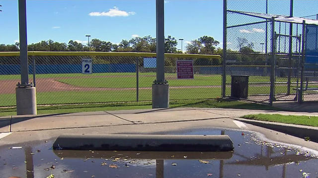 flooded-baseball1.jpg 