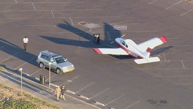 plane-pch-parking-lot.jpg 