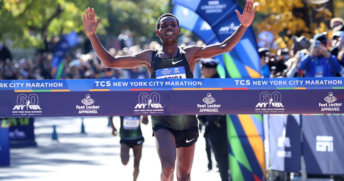Runners Hit Roads For TCS New York City Marathon CBS New York