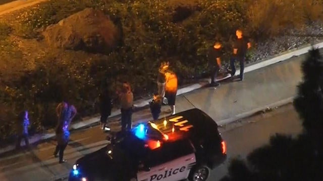 cbsn-fusion-deadly-mass-shooting-at-bar-in-california-thumbnail-1706950-640x360.jpg 