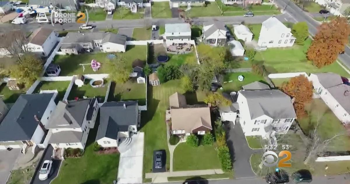 Lindenhurst Residents At Odds With Village Officials Over Property They