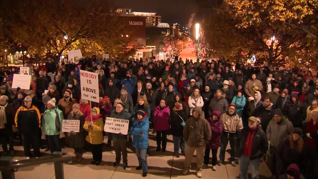 181108-protests-wisconsin.png 