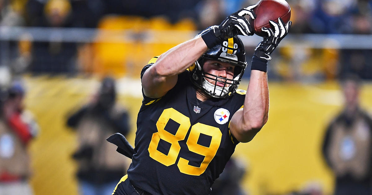 Vance McDonald is one of a kind. - Pittsburgh Steelers