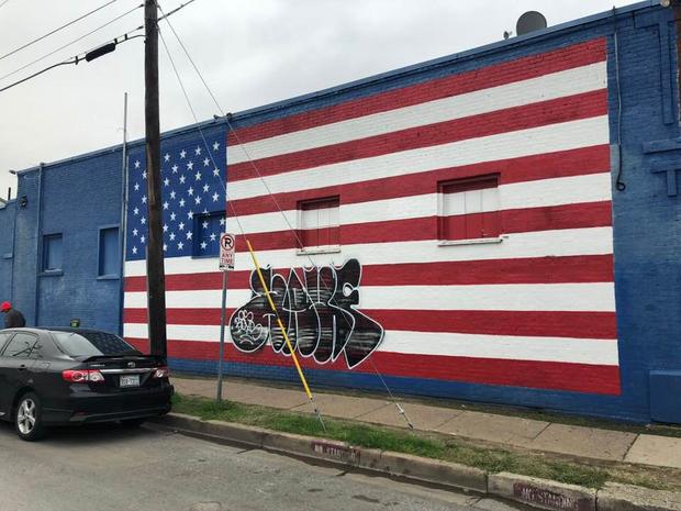 American flag mural graffiti 