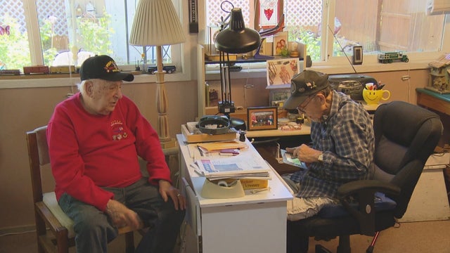 wwii-friends-10pkg_frame_3954.jpg 