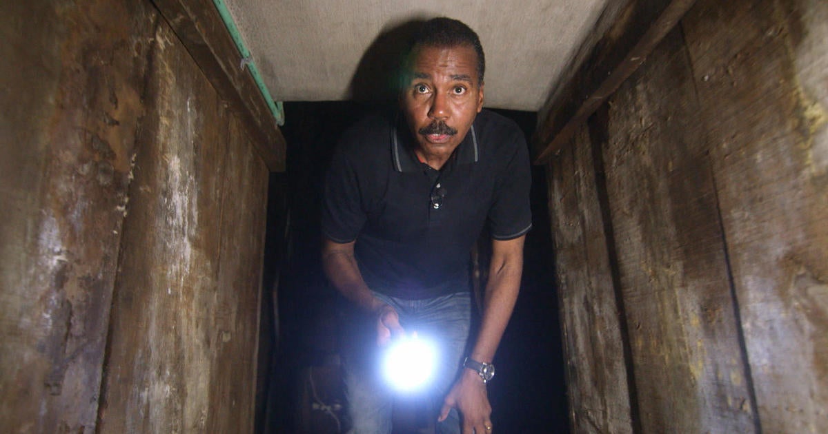 Bill Whitaker, 60 Minutes' Subterranean Correspondent - CBS News