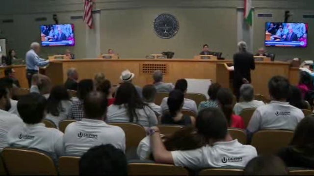 miami-commission-meeting.jpg 