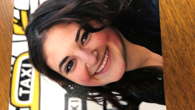 danya-less-2.jpg 