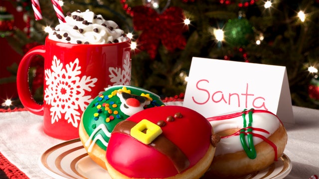 krispy_kreme_holiday_ltos_1.jpg 