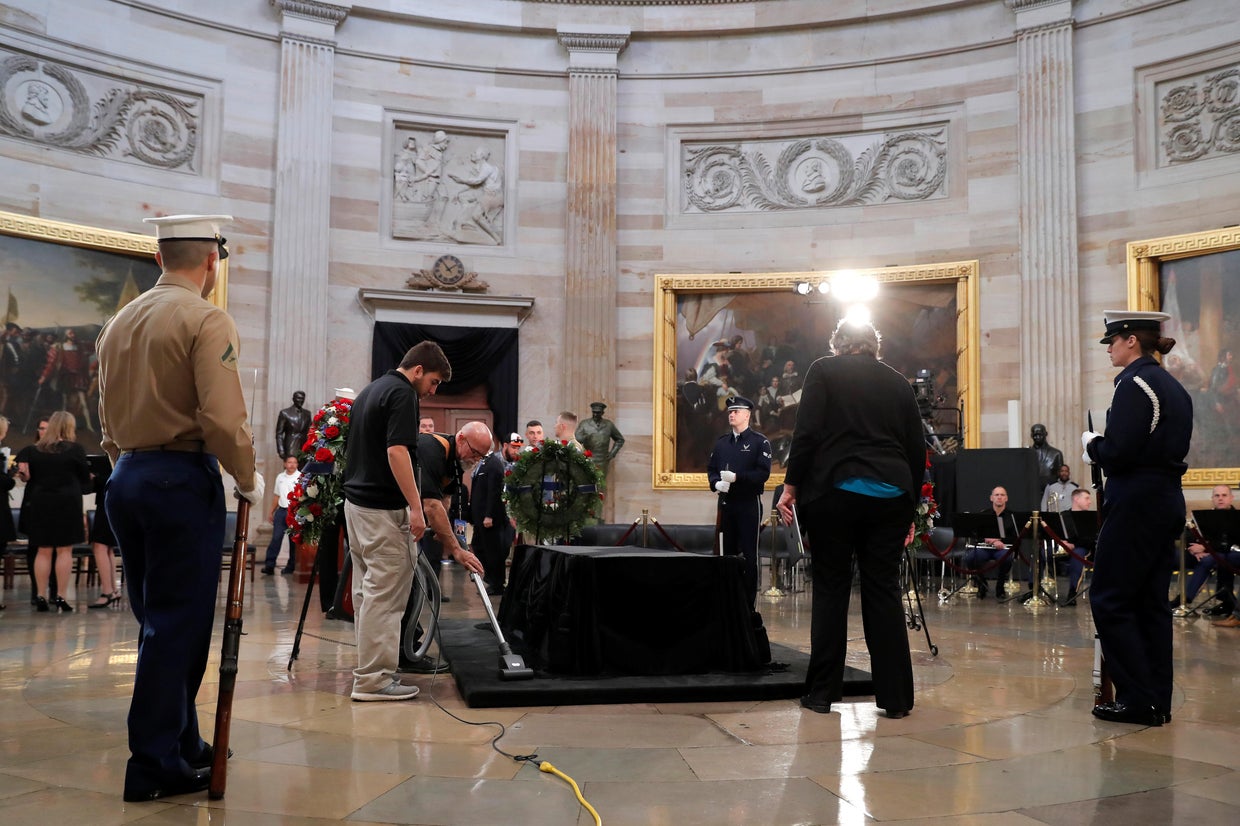 Bush funeral ceremony: Live stream coverage of President George H. W