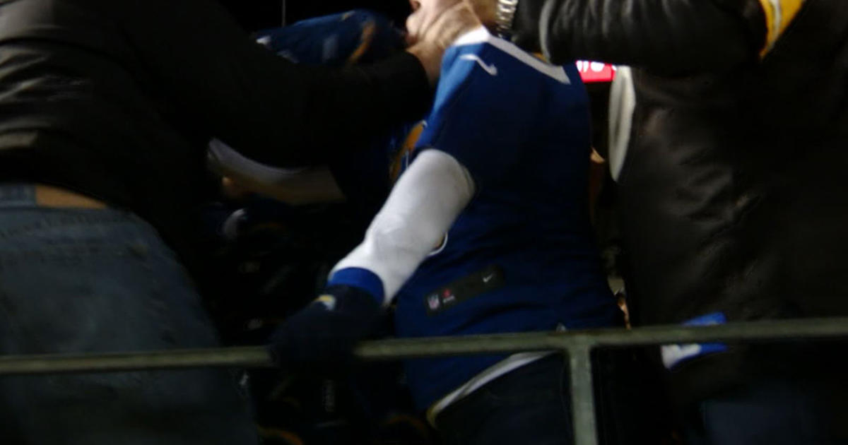 VIDEO: Fight between fans at Steelers vs. Chargers game Sunday night