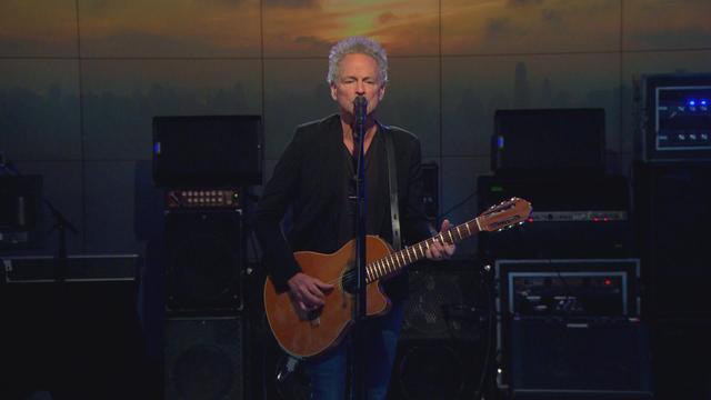 1207-satmo-lindseybuckingham-biglove-1729776-640x360.jpg 