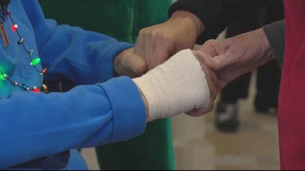 WWII 100TH BIRTHDAY 6PKG_frame_748