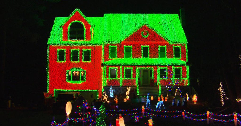 Stunning Christmas Display Lights Up Sky In Wilmington CBS Boston