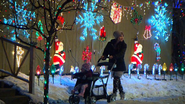 Best Holiday Lights In Minnesota East St. Paul 
