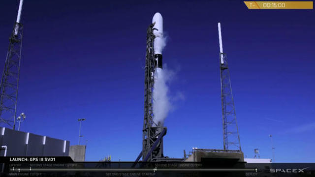 121818-spacex.jpg 