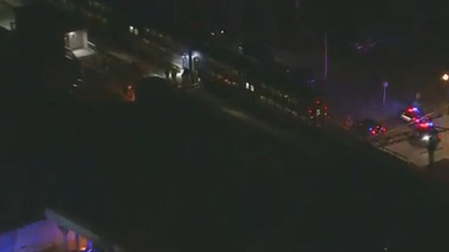 chicago-train.jpg 