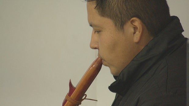 NATIVE AMERICAN CHRISTMAS 10PKG_frame_1622