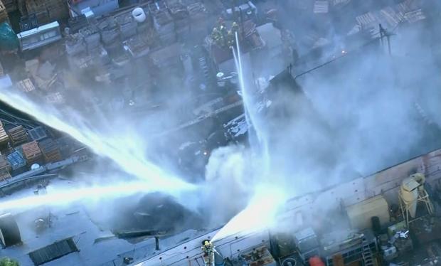 Huge Flames Collapse Roof Of South Alameda Commercial Building 