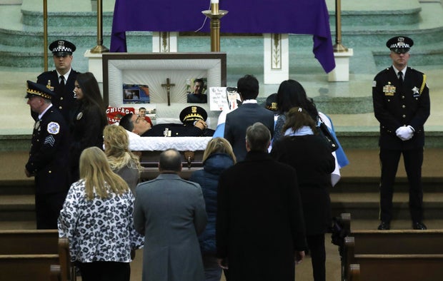 City Of Chicago Mourns Killing Of Police Commander Paul Bauer 